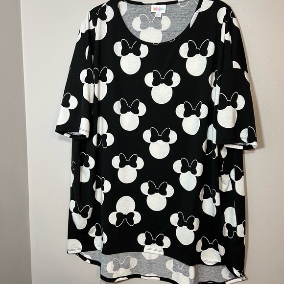 LuLaRoe Tops - LuLaRoe ( Irma ) Minnie Mouse Top / Black with White Minnie print